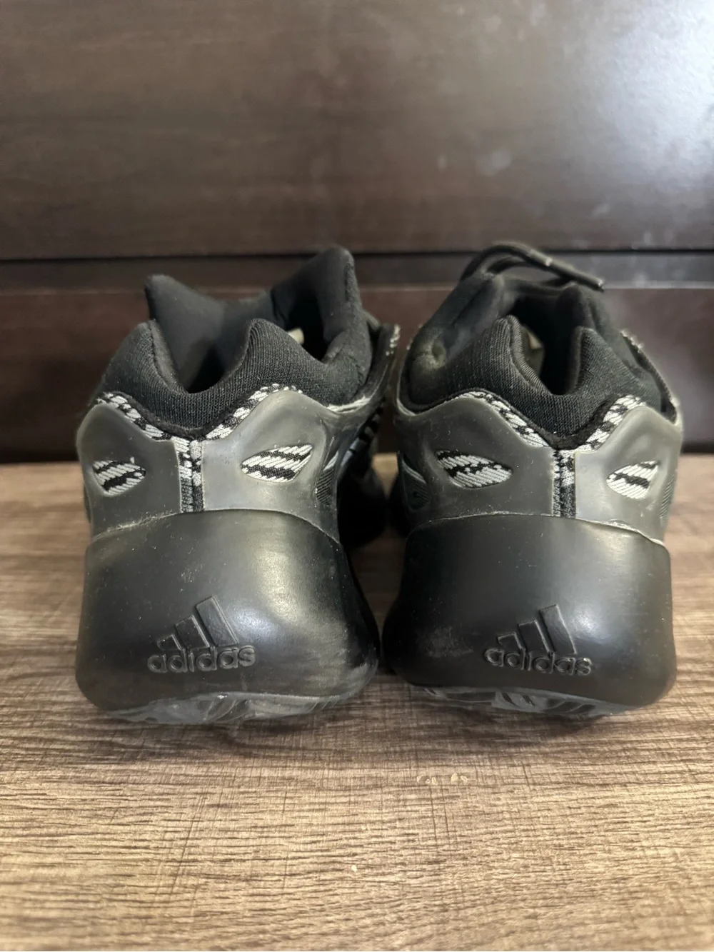 Yeezy 700 v3 Black Sz: 8 (No Insoles) Taking best offer